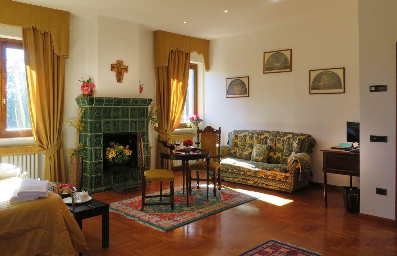 Villa Sant'Uberto Country Inn Radda in Chianti Εξωτερικό φωτογραφία