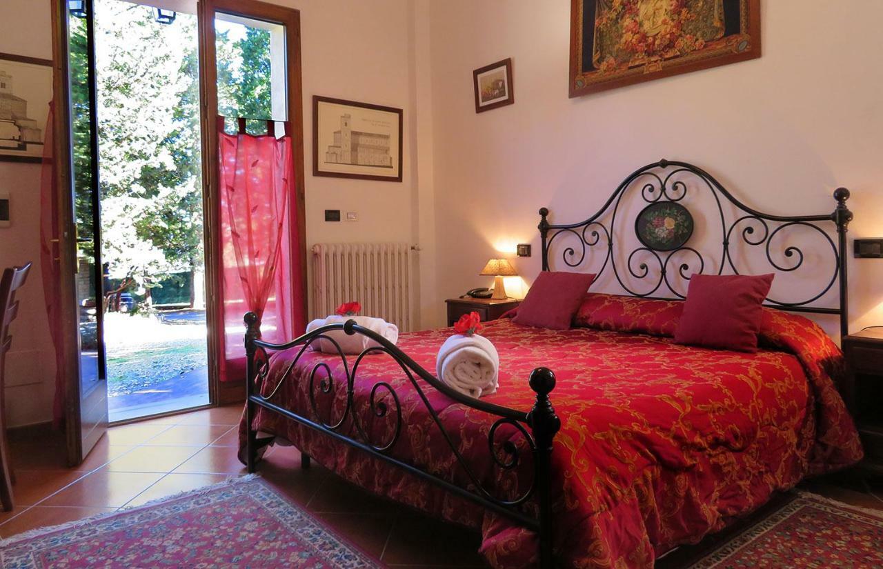 Villa Sant'Uberto Country Inn Radda in Chianti Εξωτερικό φωτογραφία